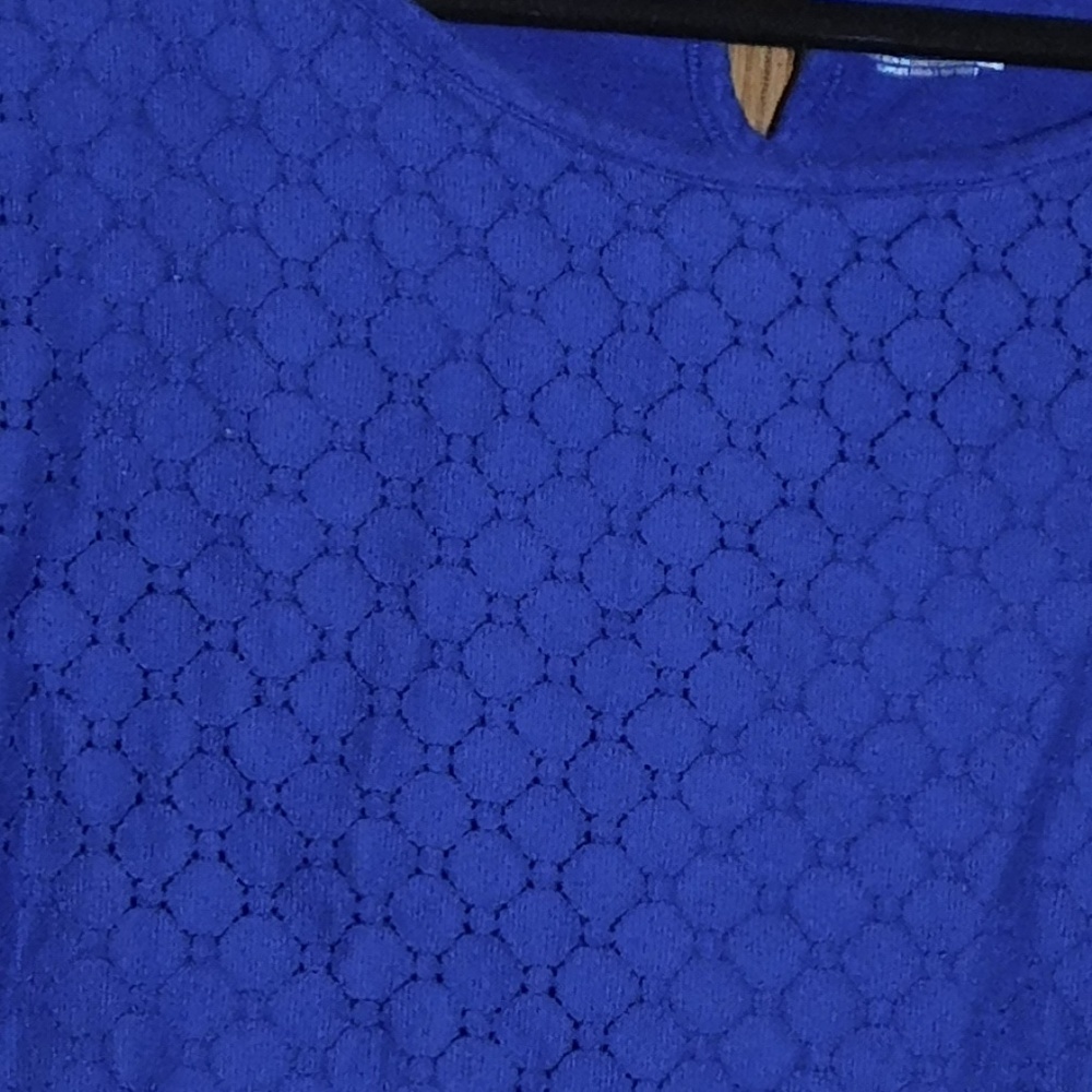 Blue Top - Picture 2 of 5